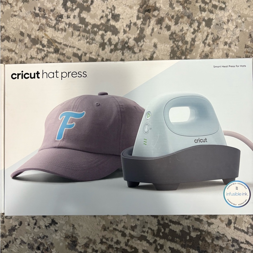 Cricut Hat Press with Gray and Black Accessories